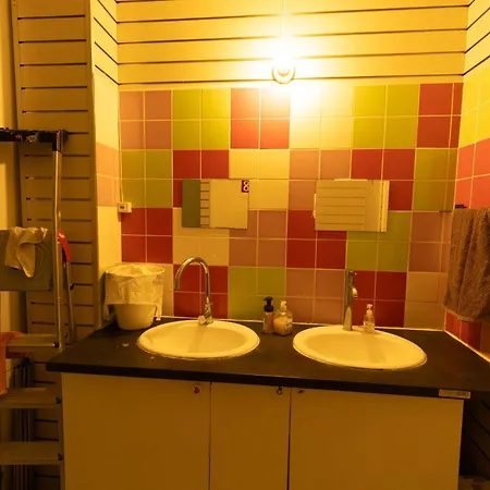 Hostel Korean Style Minbak Number Two *