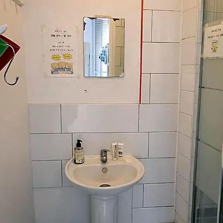 Korean Style Minbak Number Two Париж