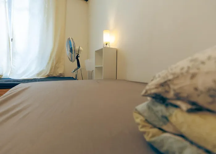 Korean Style Minbak Number Two פריז