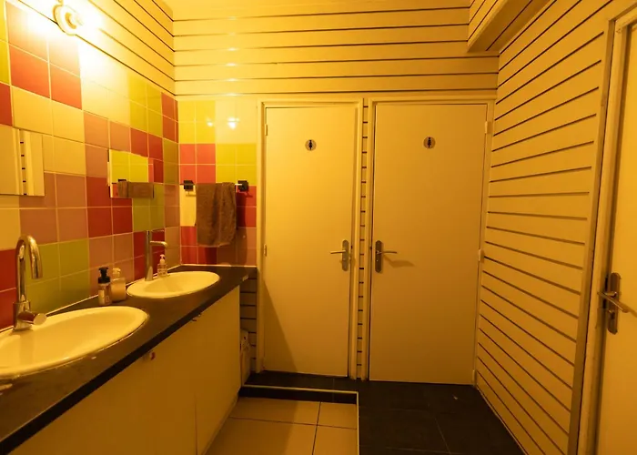 אכסניה Korean Style Minbak Number Two פריז