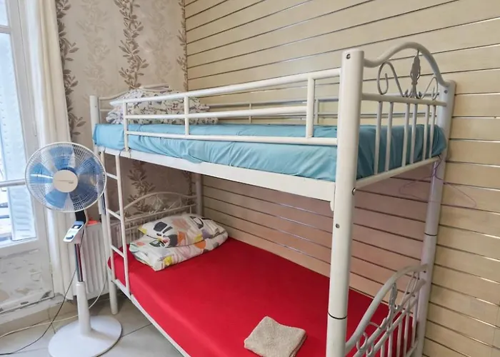 אכסניה Korean Style Minbak Number Two פריז