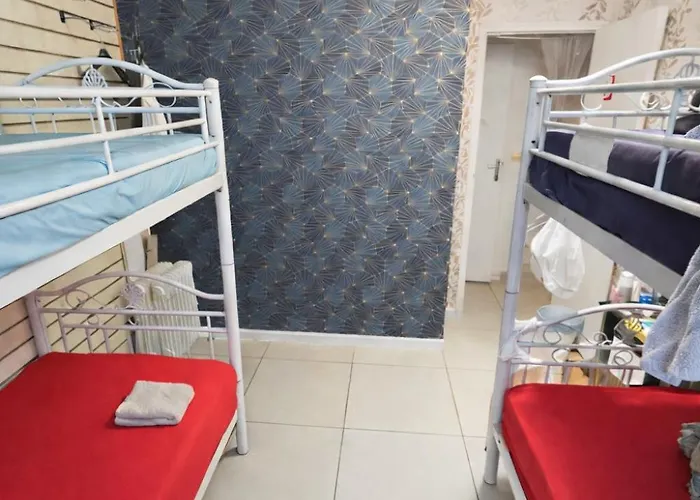 אכסניה Korean Style Minbak Number Two *