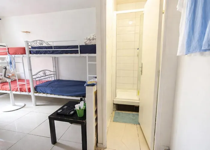 אכסניה Korean Style Minbak Number Two *